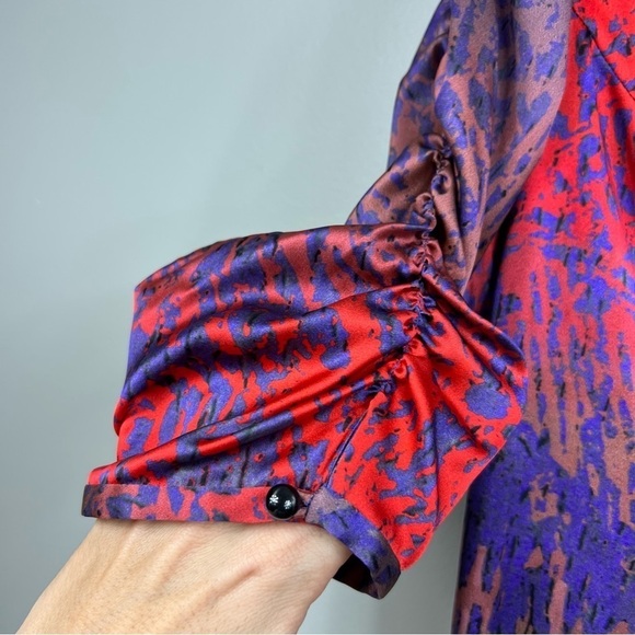 Eccoci silk blend short sleeve V-neck fitted blouse Sz 8 - Picture 6 of 7